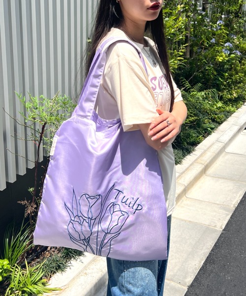 SOLLON.(ソルロン)の「チューリップ刺繍サテントートバッグ(トートバッグ・レディース・パープル/ピンク/シルバー/イエロー・FREE)」の21枚目の写真