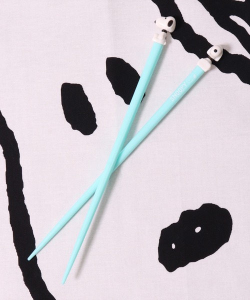 sanrio（サンリオ）の「(SK)【sanrio & PEANUTS】すべり止め加工 マスコット付き アクリル 箸[21.0cm]（カトラリー・レディース・ブルーグリーン/ライトピンク/サックスブルー/レッド/チェリーレッド・ONE SIZE）」の3枚目の写真