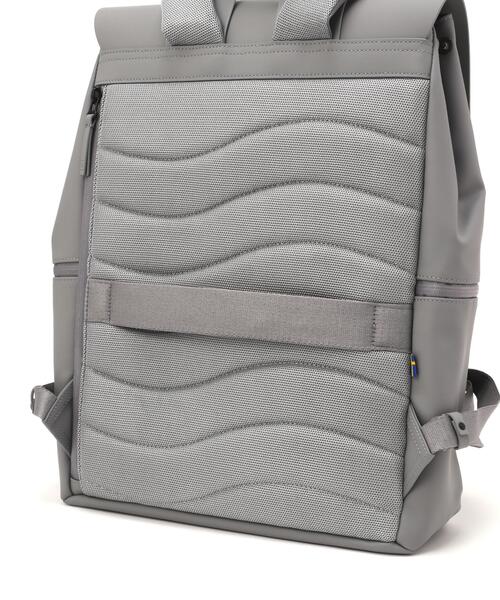 GASTON LUGA(ガストンルーガ)の「GASTON LUGA/ガストンルーガ/SPLASH 2.0 - 16"(スプラッシュ 2.0 - 16")(バックパック/リュック・レディース・オリーブ/ブラック/ブルー/グレー/ベージュ/チャコールグレー・FREE/F)」の17枚目の写真