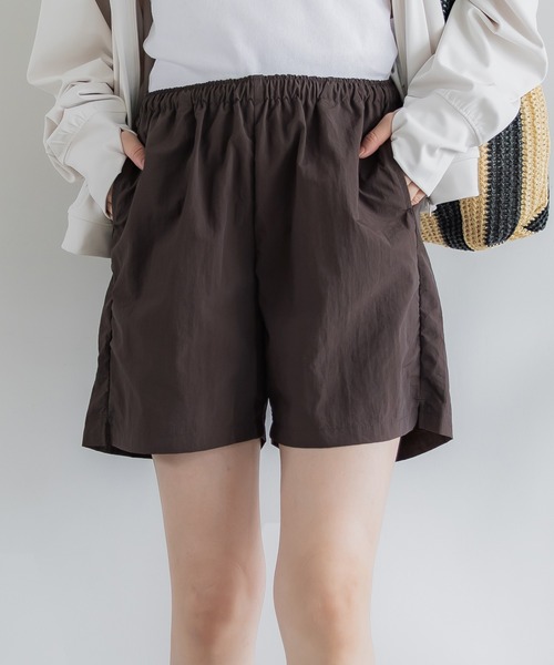 coca(coca)(コカ)の「\撥水・再入荷/ ワッシャーナイロンショーツ(その他パンツ・レディース・ブラック/ライトベージュ/ブラウン/A・M/L/S)」の2枚目の写真