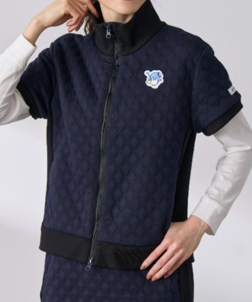 sanrio（サンリオ）の「〈UNDOVEgolf〉＜タキシードサム＞【吸水速乾/ストレッチ/UV対策/ウォッシャブル/リブ使い/ゴルフウェア/レディースゴルフウェア/golf/スポーツウェア/ゴルフ/キャラクターコラボ/サンリオ】リブ切替キルト風ベスト（ゴルフグッズ・レディース・ネイビー・LARGE/MEDIUM）」の16枚目の写真