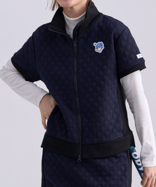 sanrio（サンリオ）の「〈UNDOVEgolf〉＜タキシードサム＞【吸水速乾/ストレッチ/UV対策/ウォッシャブル/リブ使い/ゴルフウェア/レディースゴルフウェア/golf/スポーツウェア/ゴルフ/キャラクターコラボ/サンリオ】リブ切替キルト風ベスト（ゴルフグッズ・レディース・ネイビー・LARGE/MEDIUM）」の15枚目の写真