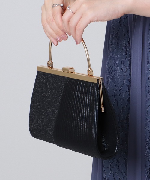 Lace Ladies(レースレディース)の「ラメ×プリーツ 3WAY コンパクト スクエア バッグ(クラッチバッグ・レディース・シルバー/ブラック/ゴールド・FREE)」の5枚目の写真