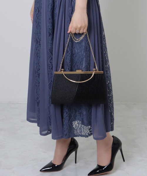 Lace Ladies(レースレディース)の「ラメ×プリーツ 3WAY コンパクト スクエア バッグ(クラッチバッグ・レディース・シルバー/ブラック/ゴールド・FREE)」の11枚目の写真