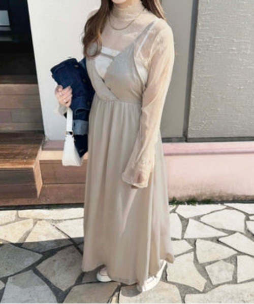 raffime（ラフィミー）の「カットアウトキャミワンピース（ワンピース・レディース・ブラック/グレイッシュベージュ/ピンク・MEDIUM/SMALL）」の21枚目の写真