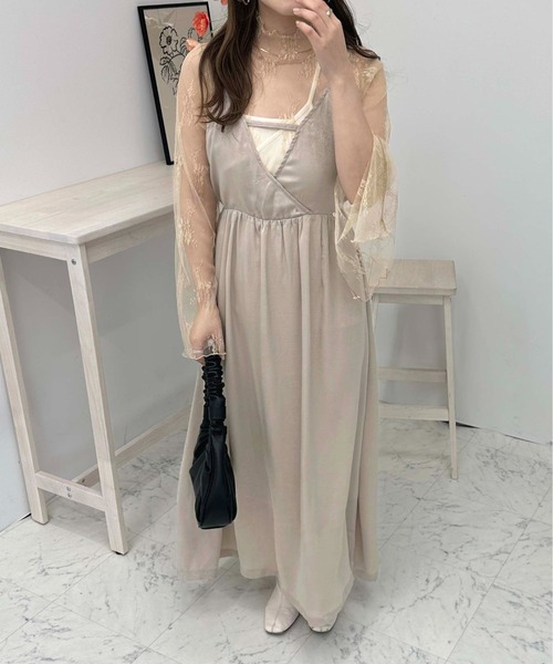 raffime（ラフィミー）の「カットアウトキャミワンピース（ワンピース・レディース・ブラック/グレイッシュベージュ/ピンク・MEDIUM/SMALL）」の10枚目の写真