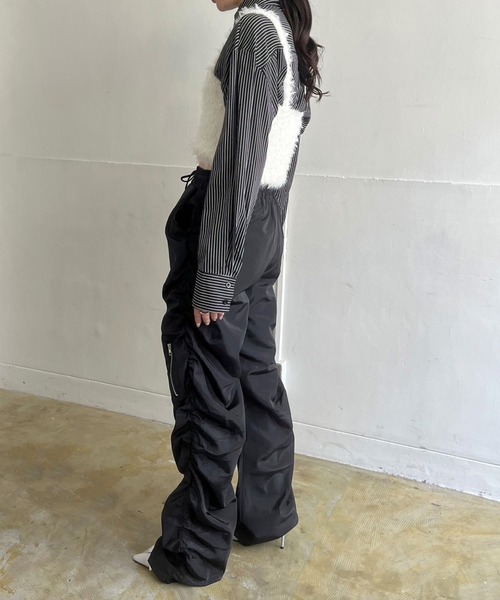 Jewelobe（ジュエローブ）の「フェザーチュールニットビスチェ（ベスト・レディース・チャコールグレー/グレー/ピンク/アイボリー・FREE）」の7枚目の写真