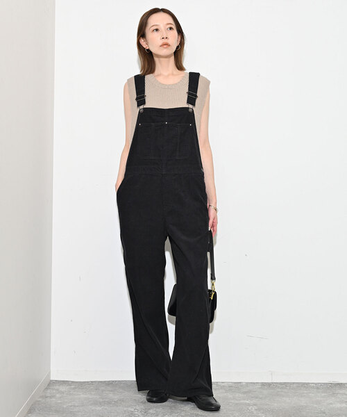 SLOBE IENA(スローブイエナ)の「コーデュロイサロペット(サロペット/オーバーオール・レディース・ブラック/ブラウン・FREE)」の9枚目の写真