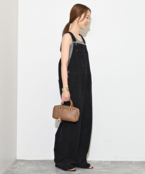 SLOBE IENA(スローブイエナ)の「コーデュロイサロペット(サロペット/オーバーオール・レディース・ブラック/ブラウン・FREE)」の14枚目の写真