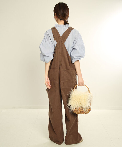 SLOBE IENA(スローブイエナ)の「コーデュロイサロペット(サロペット/オーバーオール・レディース・ブラック/ブラウン・FREE)」の18枚目の写真