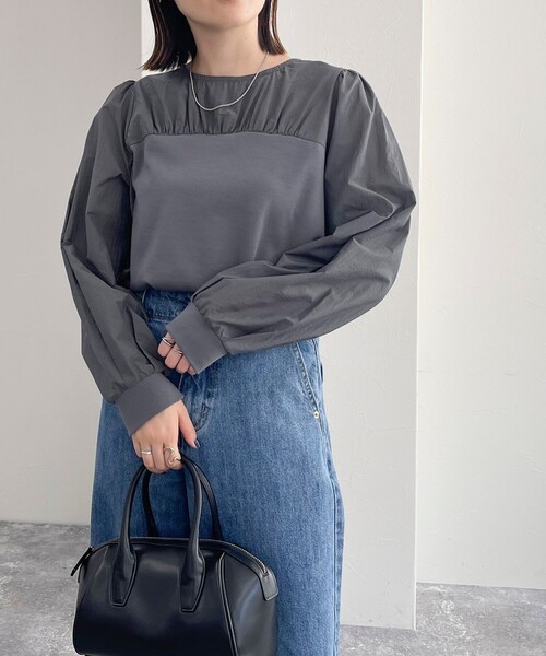 fredy emue(フレディエミュ)の「レイヤード見え異素材プルオーバー(Tシャツ/カットソー・レディース・オフホワイト/ブラック/チャコールグレー・38)」の13枚目の写真