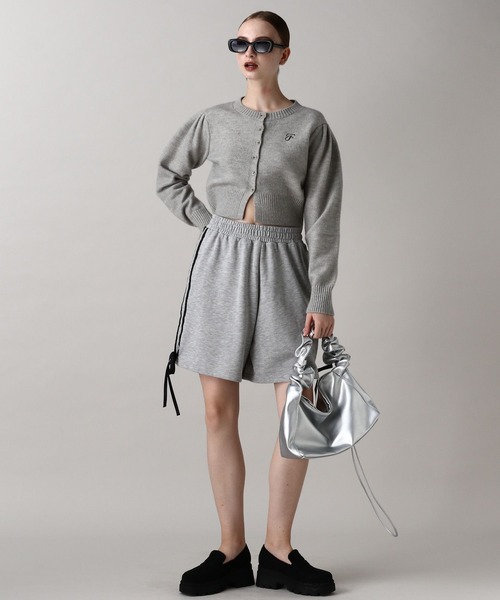 FOREVER 21（フォーエバー トゥエンティーワン）の「【2024FW】サイドリボンラインハーフパンツ（スウェットパンツ・レディース・ブラック/グレー・FREE）」の9枚目の写真