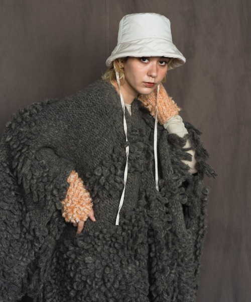 ORIENT MILLINERY(オリエント ミリナリー)の「≪HAND KNIT≫ PIGMO KNIT ARM WARMERS(アームカバー・レディース・ブルー/オレンジ/ベージュ/アイボリー/チャコールグレー・FREE)」の10枚目の写真