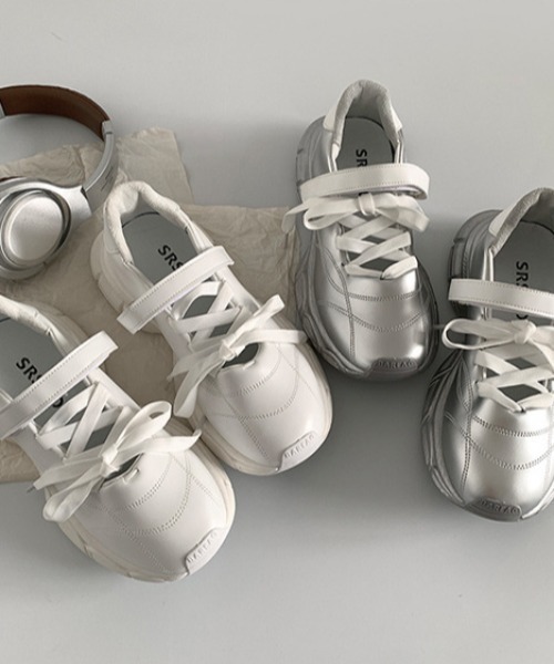 Vipoa(ヴィポア)の「laceup sneakers(スニーカー・レディース・ホワイト/シルバー・SMALL/MEDIUM/LARGE)」の13枚目の写真