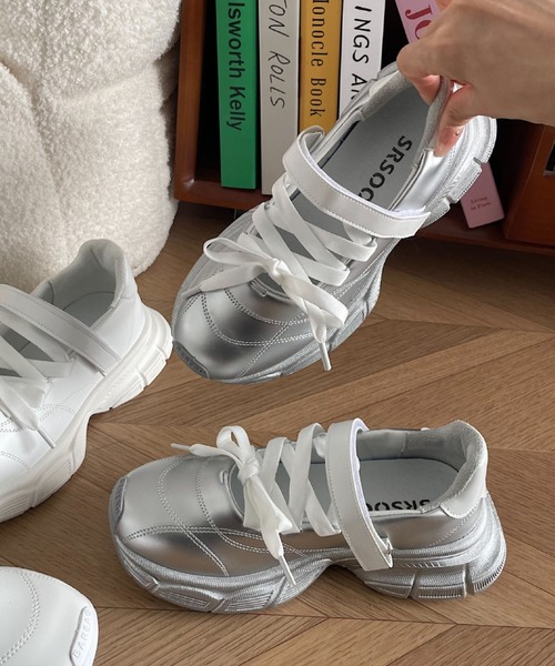 Vipoa(ヴィポア)の「laceup sneakers(スニーカー・レディース・ホワイト/シルバー・SMALL/MEDIUM/LARGE)」の20枚目の写真