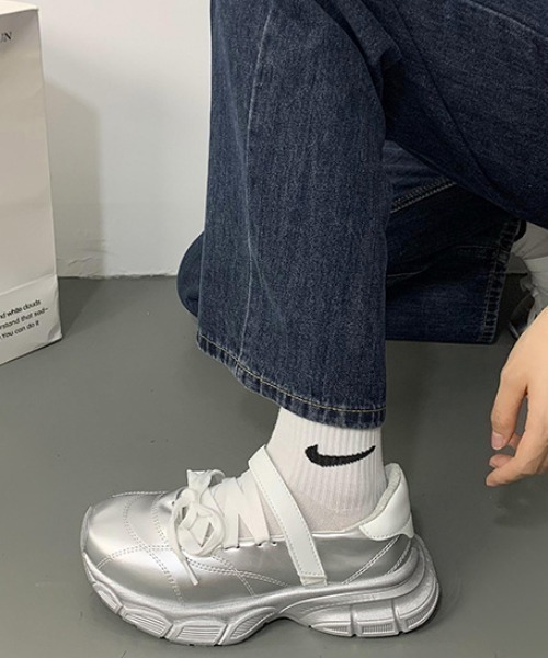 Vipoa(ヴィポア)の「laceup sneakers(スニーカー・レディース・ホワイト/シルバー・SMALL/MEDIUM/LARGE)」の16枚目の写真