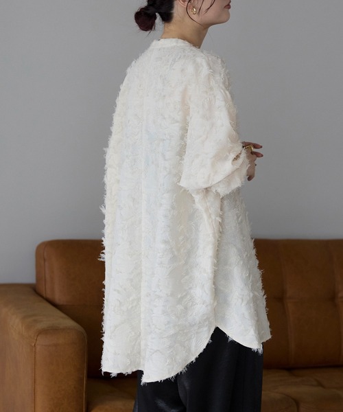 ＆HALF（アンドハーフ）の「ノーカラーフリンジオーバーブラウス(シャツ/高身長/低身長）（シャツ/ブラウス・レディース・ピンク/ブラック/オフホワイト/ホワイト/ミント・FREE/S）」の20枚目の写真