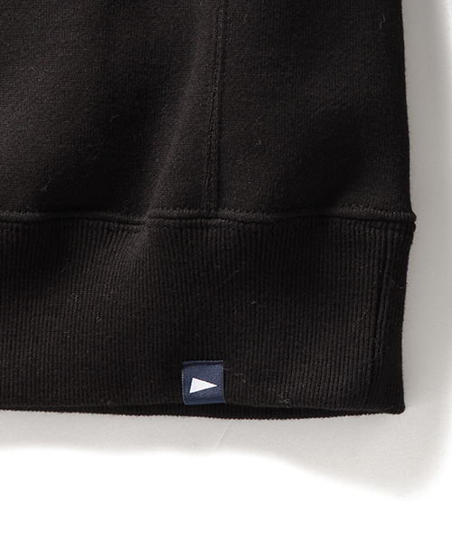 Pilgrim Surf Supply(ピルグリムサーフサプライ)の「Pilgrim Surf+Supply / Pennant Logo Hoody(パーカー・メンズ・ホワイト系その他/ブラック系その他/ブラック/ネイビー・MEDIUM/X-SMALL/LARGE/SMALL)」の9枚目の写真