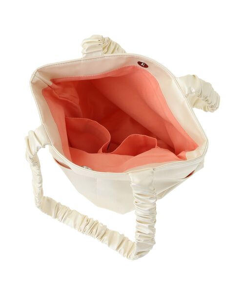 CRAFT STANDARD BOUTIQUE（クラフトスタンダードブティック）の「ギャザーハンドルメタリックトート（トートバッグ・レディース・ブロンズ/ホワイト/シルバー・FREE）」の6枚目の写真