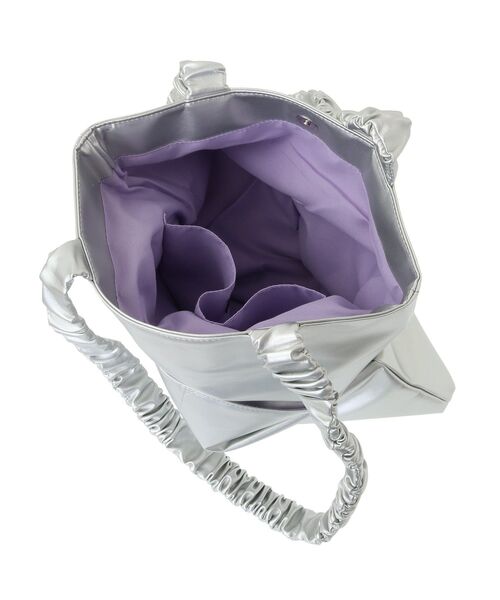 CRAFT STANDARD BOUTIQUE（クラフトスタンダードブティック）の「ギャザーハンドルメタリックトート（トートバッグ・レディース・ブロンズ/ホワイト/シルバー・FREE）」の7枚目の写真