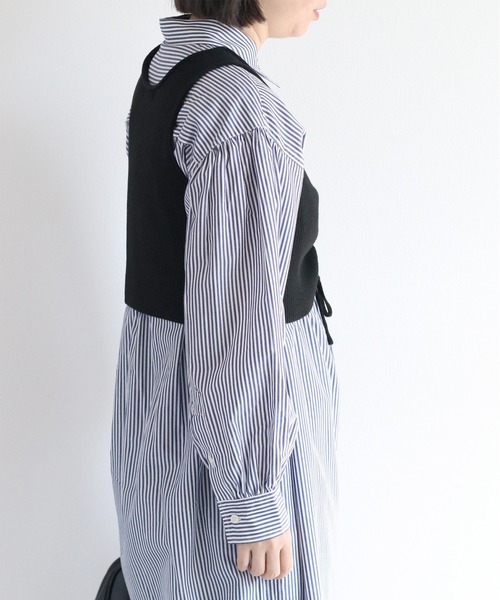 cepo(セポ)の「〈セットアイテム〉ニットビスチェ&シャツワンピース アンサンブル(シャツワンピース・レディース・ベージュ/ネイビー・M)」の10枚目の写真