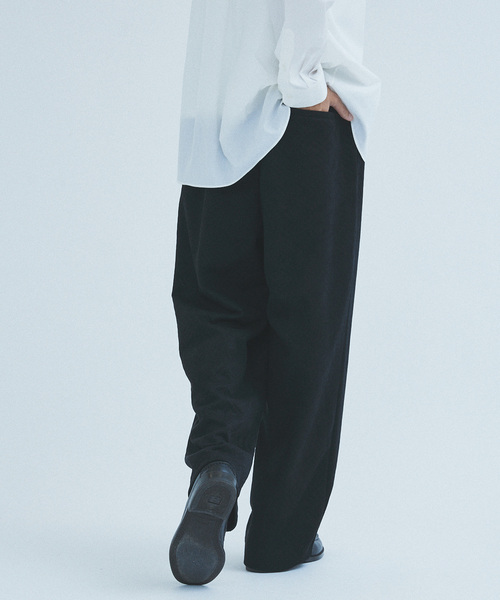 417 EDIFICE(フォーワンセブンエディフィス)の「フェイクスエード エンボス イージーパンツ(スウェットパンツ・メンズ・ブラック系その他/ライトグレー・MEDIUM/LARGE)」の15枚目の写真