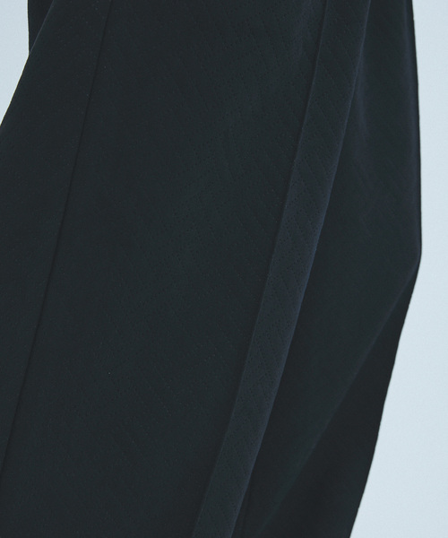 417 EDIFICE(フォーワンセブンエディフィス)の「フェイクスエード エンボス イージーパンツ(スウェットパンツ・メンズ・ブラック系その他/ライトグレー・MEDIUM/LARGE)」の18枚目の写真