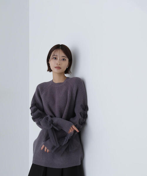 NATURAL BEAUTY BASIC（ナチュラルビューティーベーシック）の「◇レースアップリボンスリーブニット（ニット/セーター・レディース・チャコールグレー/ベージュ/ラベンダー・FREE）」の7枚目の写真