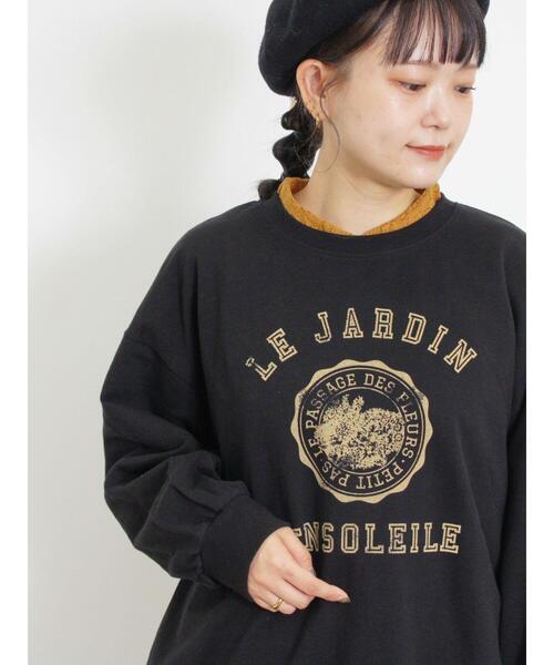 Samansa Mos2(サマンサ モスモス)の「ミニ裏毛カレッジプリントスウェット(Tシャツ/カットソー・レディース・ブラック/グリーン/レッド/キナリ/マスタード・F)」の2枚目の写真