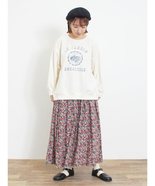 Samansa Mos2(サマンサ モスモス)の「ミニ裏毛カレッジプリントスウェット(Tシャツ/カットソー・レディース・ブラック/グリーン/レッド/キナリ/マスタード・F)」の9枚目の写真