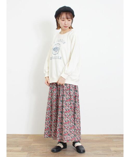 Samansa Mos2(サマンサ モスモス)の「ミニ裏毛カレッジプリントスウェット(Tシャツ/カットソー・レディース・ブラック/グリーン/レッド/キナリ/マスタード・F)」の10枚目の写真