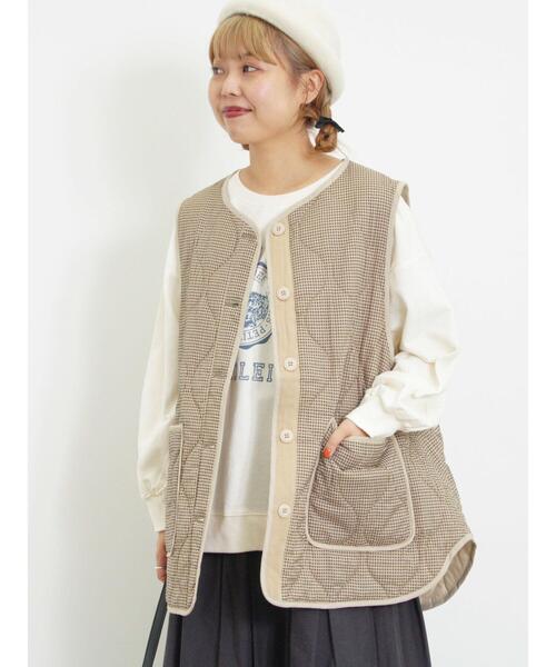 Samansa Mos2(サマンサ モスモス)の「ミニ裏毛カレッジプリントスウェット(Tシャツ/カットソー・レディース・ブラック/グリーン/レッド/キナリ/マスタード・F)」の11枚目の写真