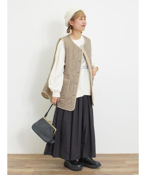 Samansa Mos2(サマンサ モスモス)の「ミニ裏毛カレッジプリントスウェット(Tシャツ/カットソー・レディース・ブラック/グリーン/レッド/キナリ/マスタード・F)」の13枚目の写真