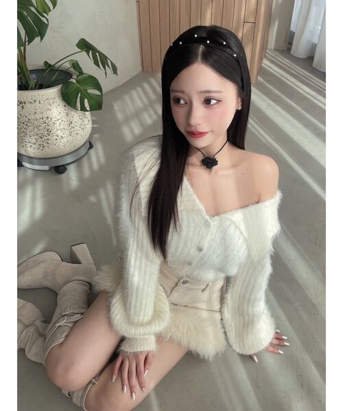 EATME(イートミー)の「BIGカラーニットTOP(ニット/セーター・レディース・ブルー/オフホワイト/ピンク・FREE)」の8枚目の写真