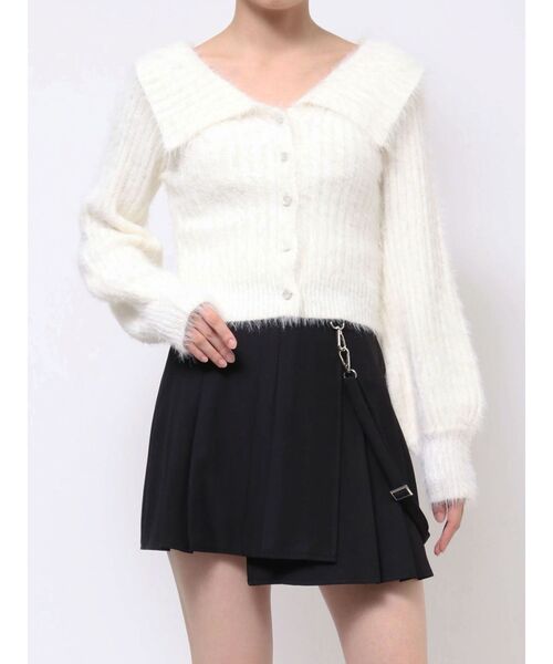 EATME(イートミー)の「BIGカラーニットTOP(ニット/セーター・レディース・ブルー/オフホワイト/ピンク・FREE)」の9枚目の写真