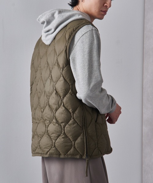 TAION（タイオン）の「【TAION】MILITARY V NECK W-ZIP DOWN VEST TAION-001ALSZML-1（ダウンベスト・メンズ・ブラック/ダークオリーブ/スモーキーグリーン系・M/L/XL/S）」の20枚目の写真