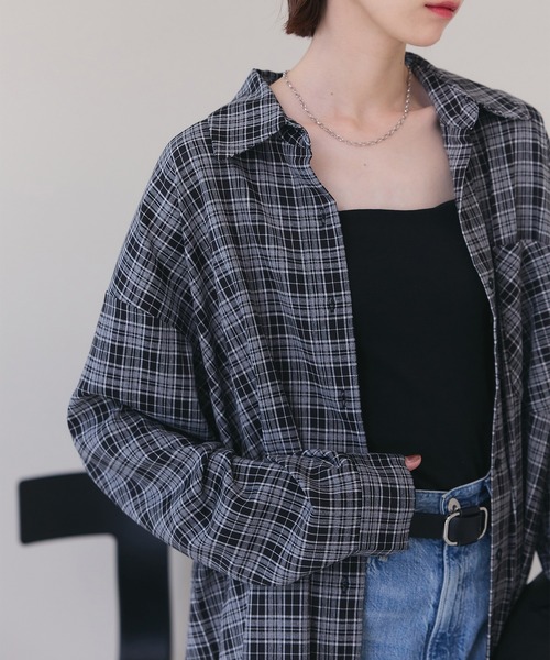 meilmada(メイルマダ)の「オーバーサイズチェックシャツ(シャツ/ブラウス・レディース・ブラウン/ブラック・FREE)」の3枚目の写真