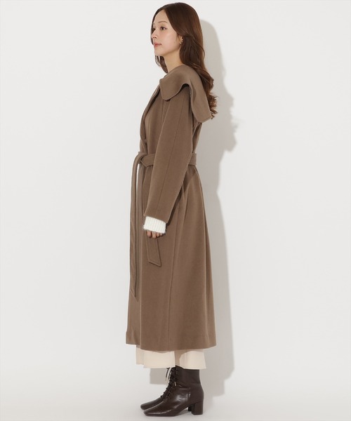 AND COUTURE（アンドクチュール）の「ケープカラーロングコート 