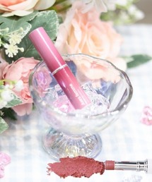 axes femme（アクシーズファム）の「マルチ・シャドウスティック（アイシャドウ）」