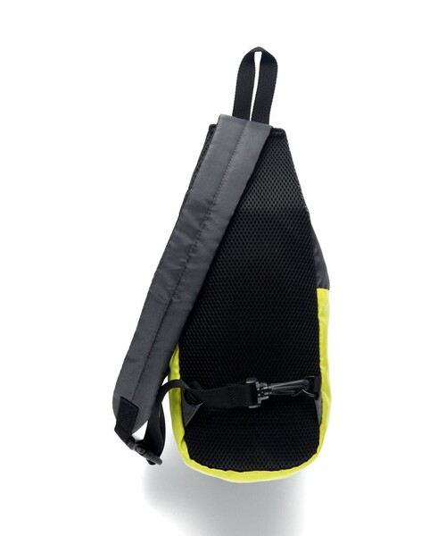 BRANSHES（ブランシェス）の「配色ボディバッグ（ボディバッグ/ウエストポーチ・キッズ・ブルー/チャコールグレー・FREE）」の16枚目の写真