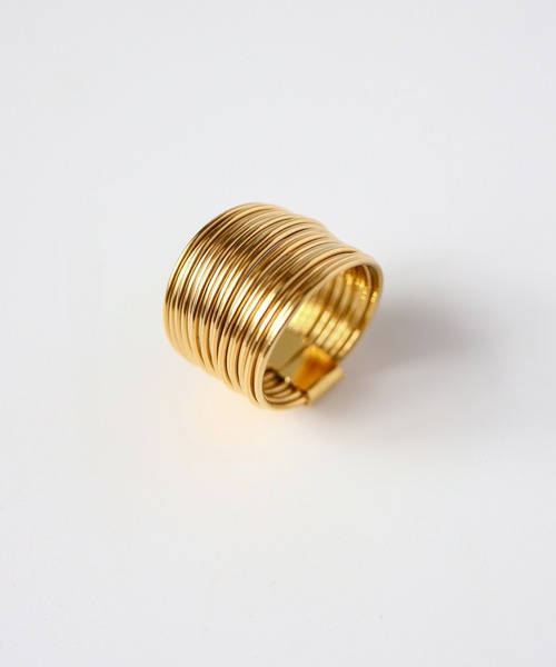 TUWAKRIM（トゥワクリム）の「【TUWAKRIM】パイルリング（リング・レディース・ゴールド・SMALL/MEDIUM/X-LARGE）」の3枚目の写真