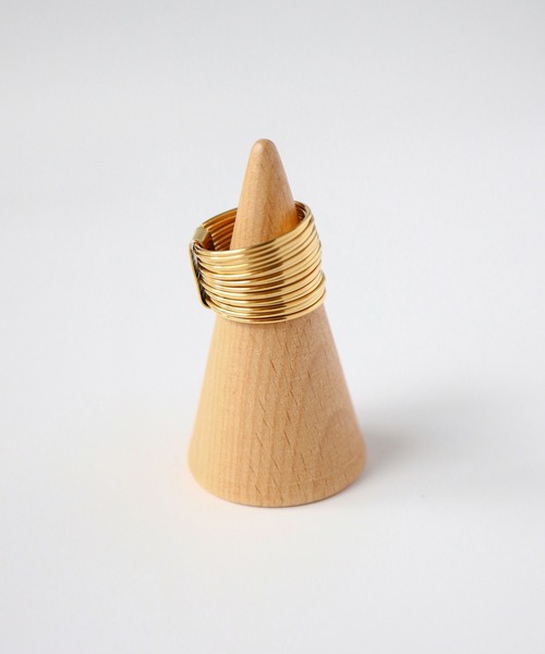 TUWAKRIM（トゥワクリム）の「【TUWAKRIM】パイルリング（リング・レディース・ゴールド・SMALL/MEDIUM/X-LARGE）」の5枚目の写真