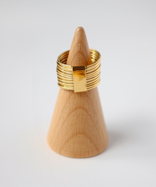 TUWAKRIM（トゥワクリム）の「【TUWAKRIM】パイルリング（リング・レディース・ゴールド・SMALL/MEDIUM/X-LARGE）」の6枚目の写真