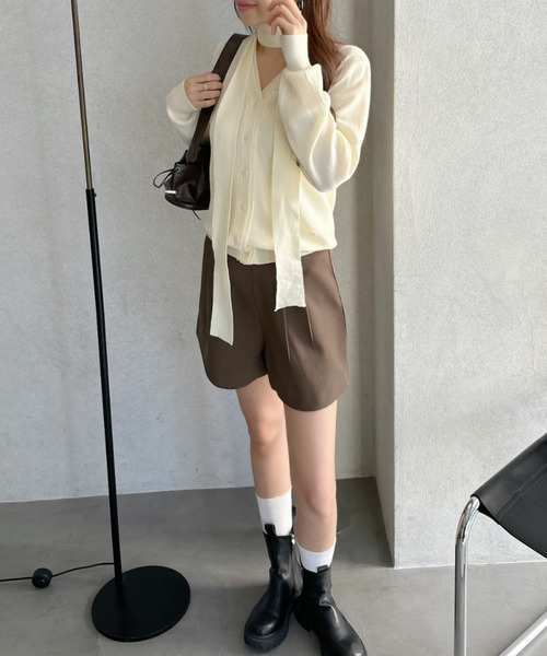Eclat one(エクラワン)の「【Eclat one】ボウタイ付き レイヤードデザイン Vネック マルチway カーディガン(カーディガン/ボレロ・レディース・チャコール/ブラック/アイボリー・FREE)」の6枚目の写真