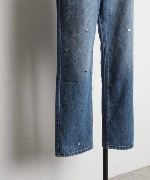 ハートスタッズデニムストレートパンツ（デニムパンツ）｜tocco closet（トッコ クローゼット）