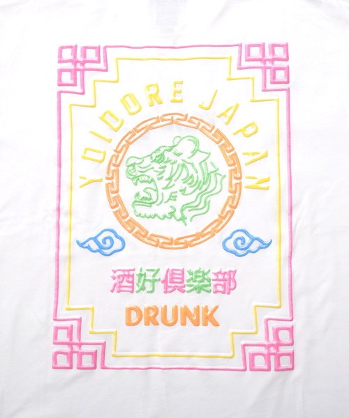 Revo.(レボ)の「YOIDORE -酔いどれ- HEBEREKE L/S TEE へべれけ ネオンプリント ロングスリーブTシャツ(Tシャツ/カットソー・メンズ・ブラック/ホワイト・L/M)」の5枚目の写真