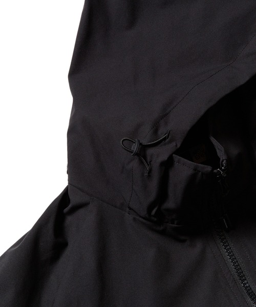 NEW ERA(ニューエラ)の「ニューエラゴルフ ジャケット 撥水 ウィンドブレーカー(ブルゾン・メンズ・ブラック/ホワイト・M/L/XL/XXL/S)」の7枚目の写真