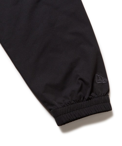 NEW ERA(ニューエラ)の「ニューエラゴルフ ジャケット 撥水 ウィンドブレーカー(ブルゾン・メンズ・ブラック/ホワイト・M/L/XL/XXL/S)」の11枚目の写真