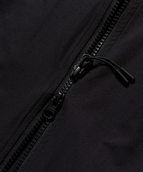 NEW ERA(ニューエラ)の「ニューエラゴルフ ジャケット 撥水 ウィンドブレーカー(ブルゾン・メンズ・ブラック/ホワイト・M/L/XL/XXL/S)」の13枚目の写真