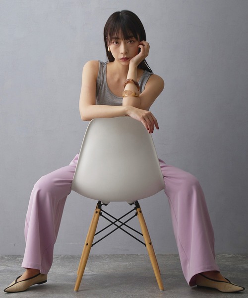 NICOLE white（ニコルホワイト）の「2WAYレースタンクトップ（タンクトップ・レディース・オフホワイト/グレー/ブラック/ライトオリーブ/ネイビー・FREE）」の6枚目の写真